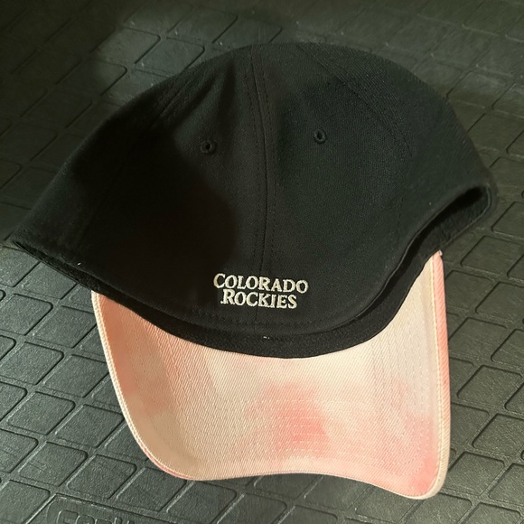 Hat - Picture 2 of 2